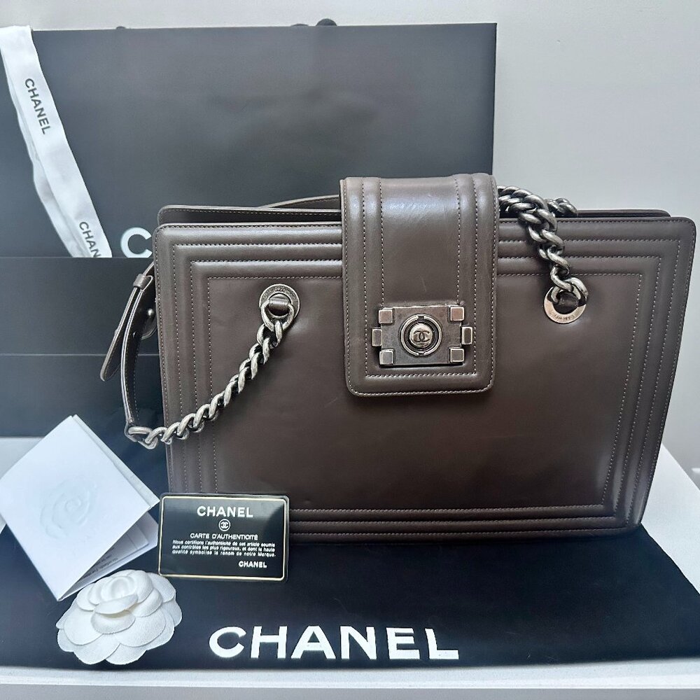 CHANEL BOY Tote Handbag - Taupe and in Good Condition
